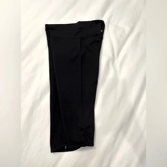 Lululemon invigorate crop black legging size 2 - Picture 8 of 13